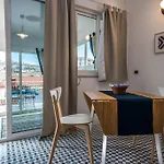 Apartamento Cozy Penthouse In The Historic Center Of *