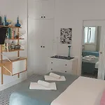 Apartamento Cozy Penthouse In The Historic Center Of Nápoles