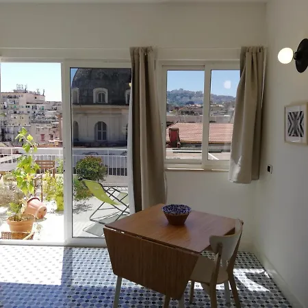 Cozy Penthouse In The Historic Center Of Naples