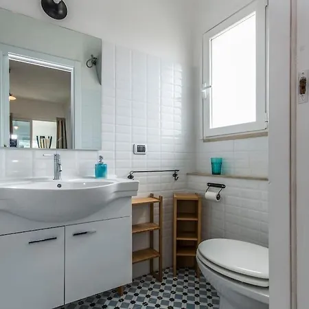 Apartment Cozy Penthouse In The Historic Center Of